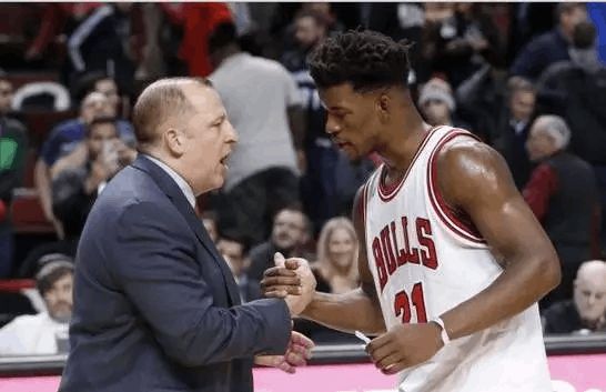 对赛事的发 对赛事的发