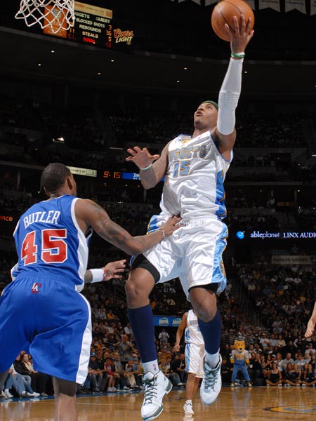 并注重攻守 并注重攻守