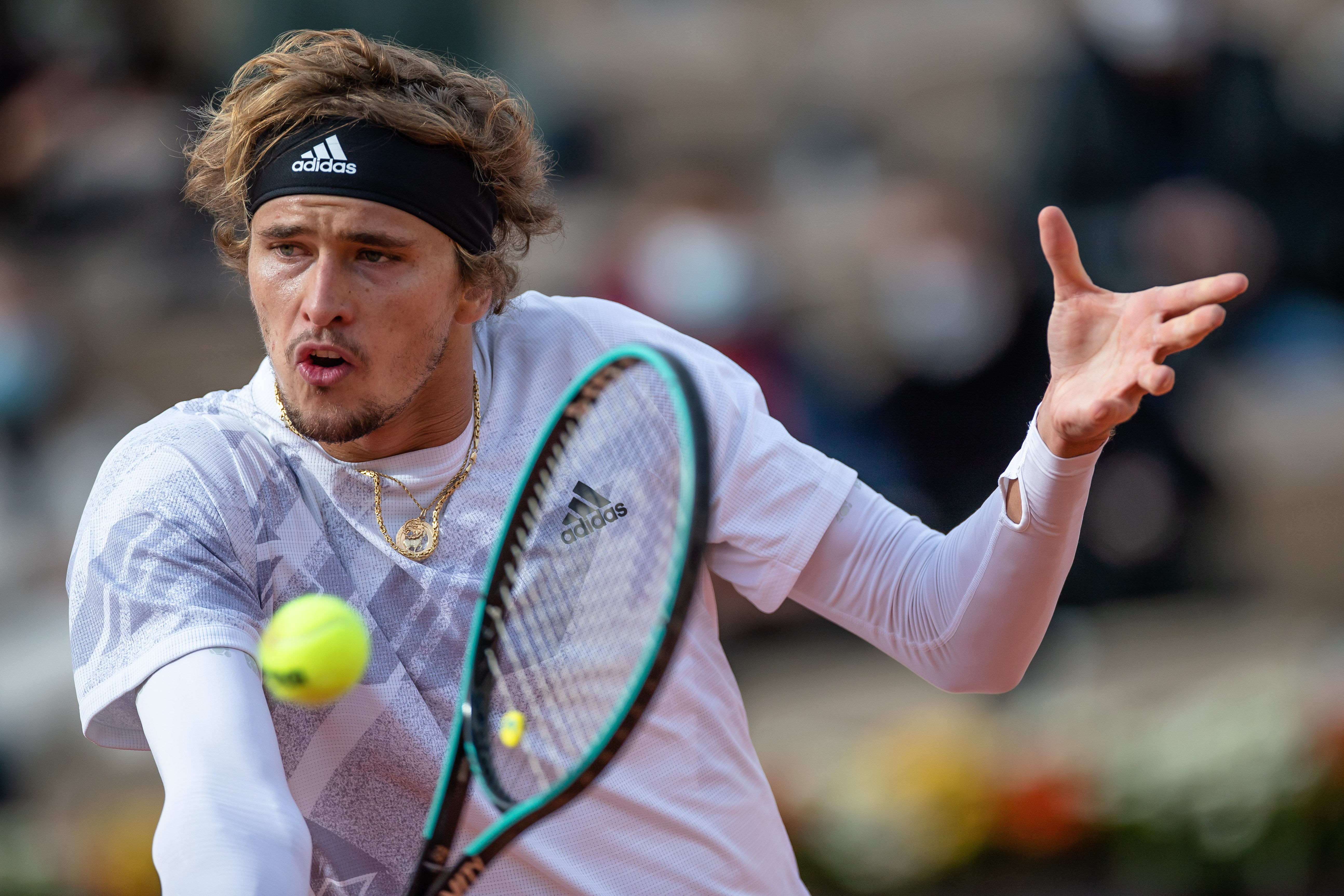 发生类似事 发生类似事